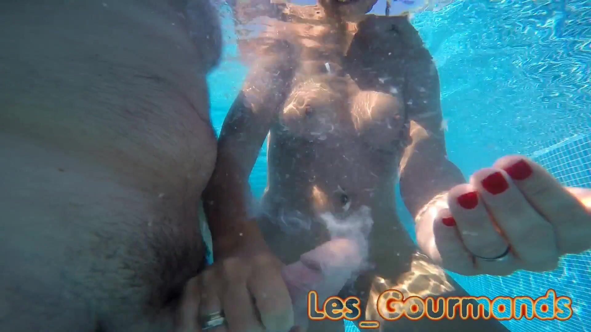 Cum Sluts Huge Load Underwater By Les Gourmands Porn Video