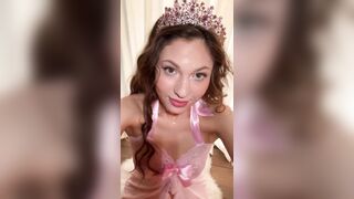 I dressed up like a princess in lingerie and he didn't last very long ?? - Facials
