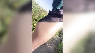 Awesome Butt: Got a not many requests yesterday to post nude outside. Does this please you? :)