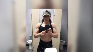 Natalie Gagnon - Female Bodybuilders