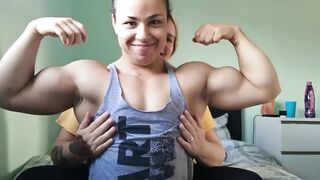 Muscular Women: Natasha Lee