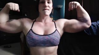 Muscular Women: Jennika Hill