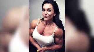 Muscular Women: Sara Harpin