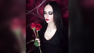 Felicia Vox: Sort F in the comments for those roses ????