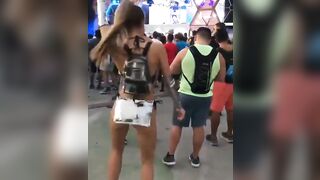 Festival Strumpets: I wager a lot of people stand behind her at festivals
