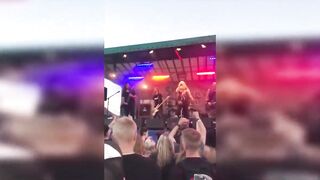 Cock sucking at rock concert