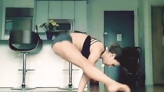 Cirque artist practising - Female Feet
