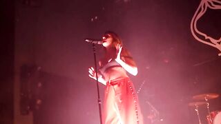 Tove Lo pulling her tits out during a concert - Finest