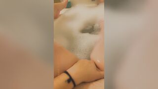 Fingering: Soft strokes and bubbles