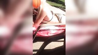College Strumpets: Shake ThatT
