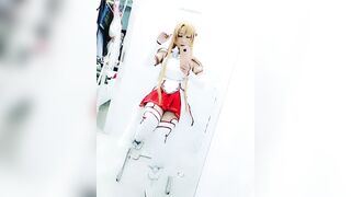 Cosplay Gals: Asuna from Sword Cartoons Online by Chihiro Chang