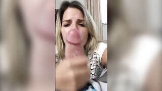 Creamy Facual cumshots: Filming herself engulfing for a giant facial!