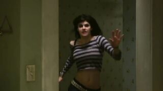 Gals in Crop Tops: Alex Bouncing Daddario