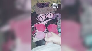 Cum On Bras: Unloading on mommys bras and pants