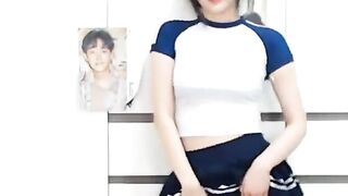 Korean BJ - Sexy Butt Dance in Schoolgirl Outfit - Hot Kpop