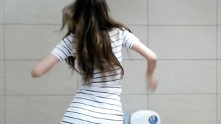suh Ah - Cute and Sexy Teasing Dance