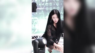 Girl Crush - Bomi on the Floor Hump and Grind - Hot Kpop
