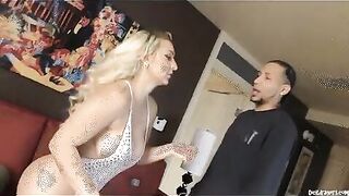 Nina Kayy - Fed Up Nice Guy Gets His REVENGE & DESTROYS Mean Bitch's Pussy - Interracial