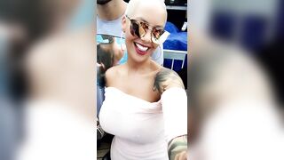 Dark Girls: Sexy ??