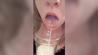Deepthroat Slime: collecting drool to cover my dumb doxy face