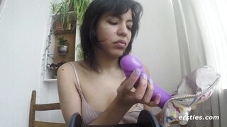 Sextoy: ASMR with Lina and her toy.