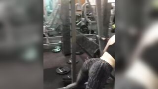 Exercises in the gym! - Dress Twerk