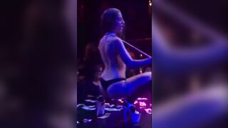 Drunk: Kimmy Granger's breathtaking performance at undress club