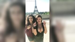 Bonjour! This is what sometimes happens in Paris against the backdrop of the Eiffel Tower! - amateur - Drunken