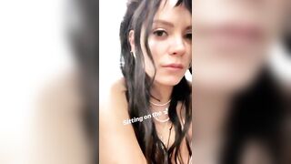 Lily Allen naked on toilet