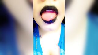 I need a cock in my mouth ?? - Dick Sucking Lips