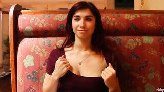 Embarrassed Nude Girls: Jazz Reilly flashing in restaurant