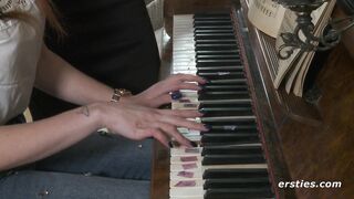 piano teacher hits the right notes.