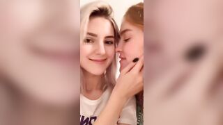 Eva Elfie: Giving a kiss Jia Lissa
